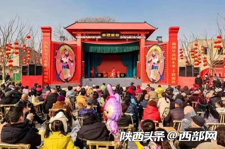 西安汉长安城汉风活动春节假期受热捧(图7) 西安汉长安城汉风活动春节假期受热捧(图7)