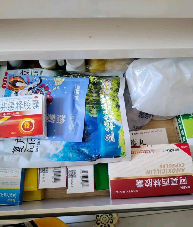 那些刚熬过新冠的人,又被甲流放倒,真是一波未平一波又起(图4) 那些刚熬过新冠的人,又被甲流放倒,真是一波未平一波又起(图4)