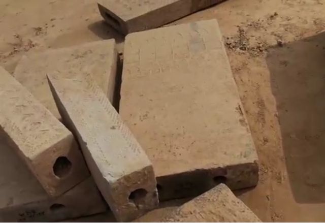 郑州常庄水库道李村附近疑似发现大量汉朝古墓(图9) 郑州常庄水库道李村附近疑似发现大量汉朝古墓(图9)