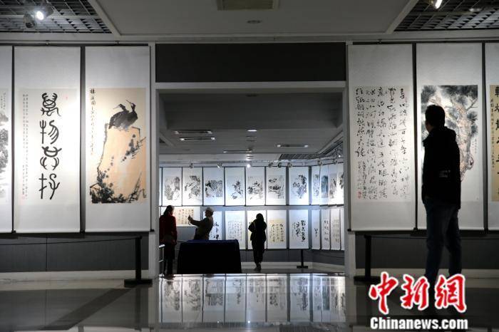 清明公祭轩辕黄帝（第十六届）海峡两岸名家书画展西安启幕 (图1)