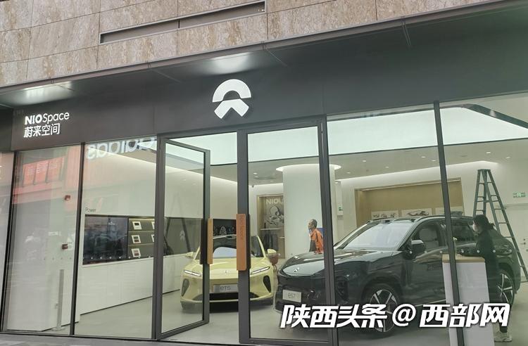 正在上传... f8d7d1a105102b219b75c1bbc83b31b5.jpeg