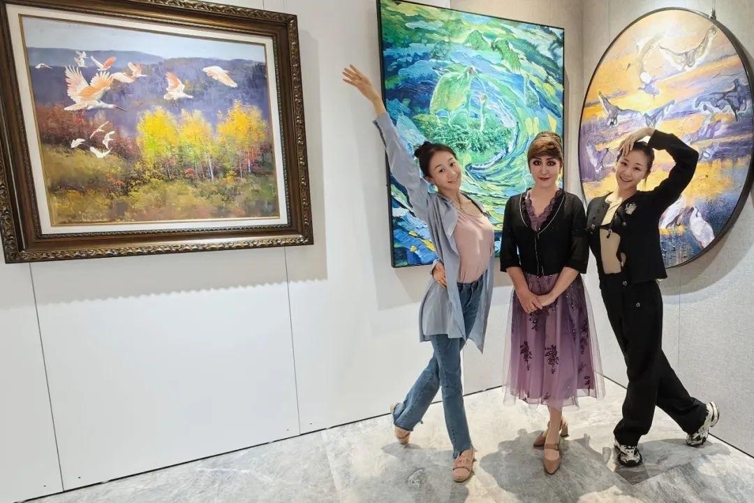 归鹮——晏子朱鹮主题油画展与舞剧《朱鹮》同步亮相西安(图5) 归鹮——晏子朱鹮主题油画展与舞剧《朱鹮》同步亮相西安(图5)