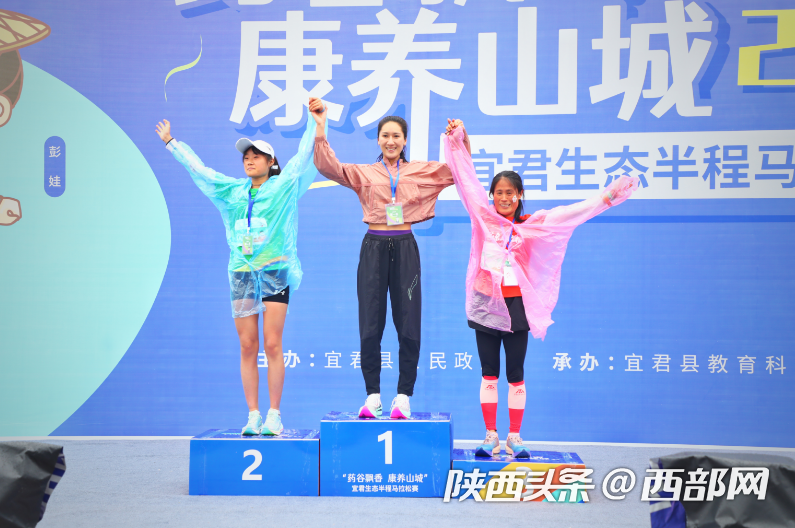 正在上传... 189fe567efd9ed828e6659de2a104675.png