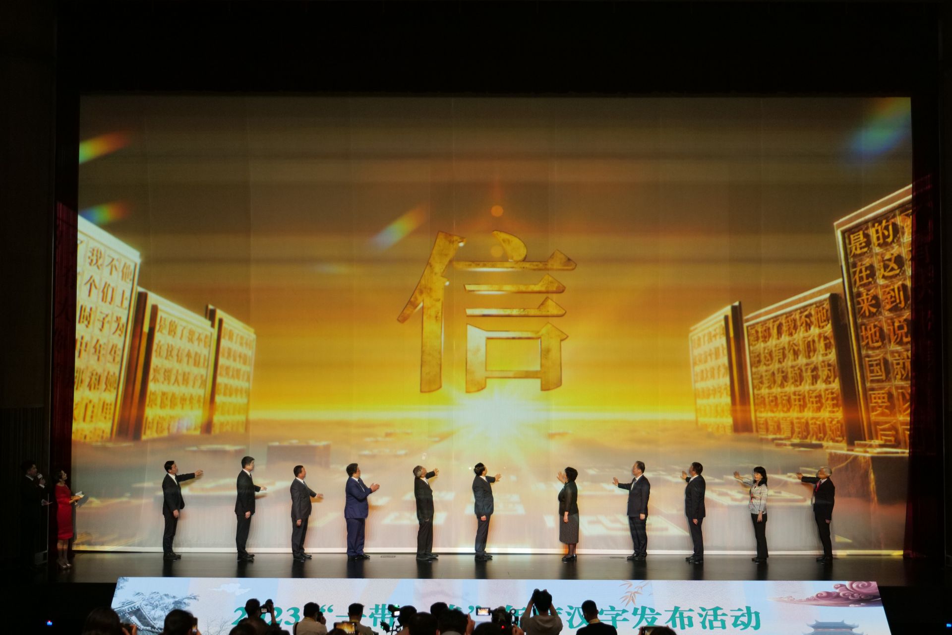 正在上传... 09255880e70b9a2da605118a4b5fccfe.jpeg