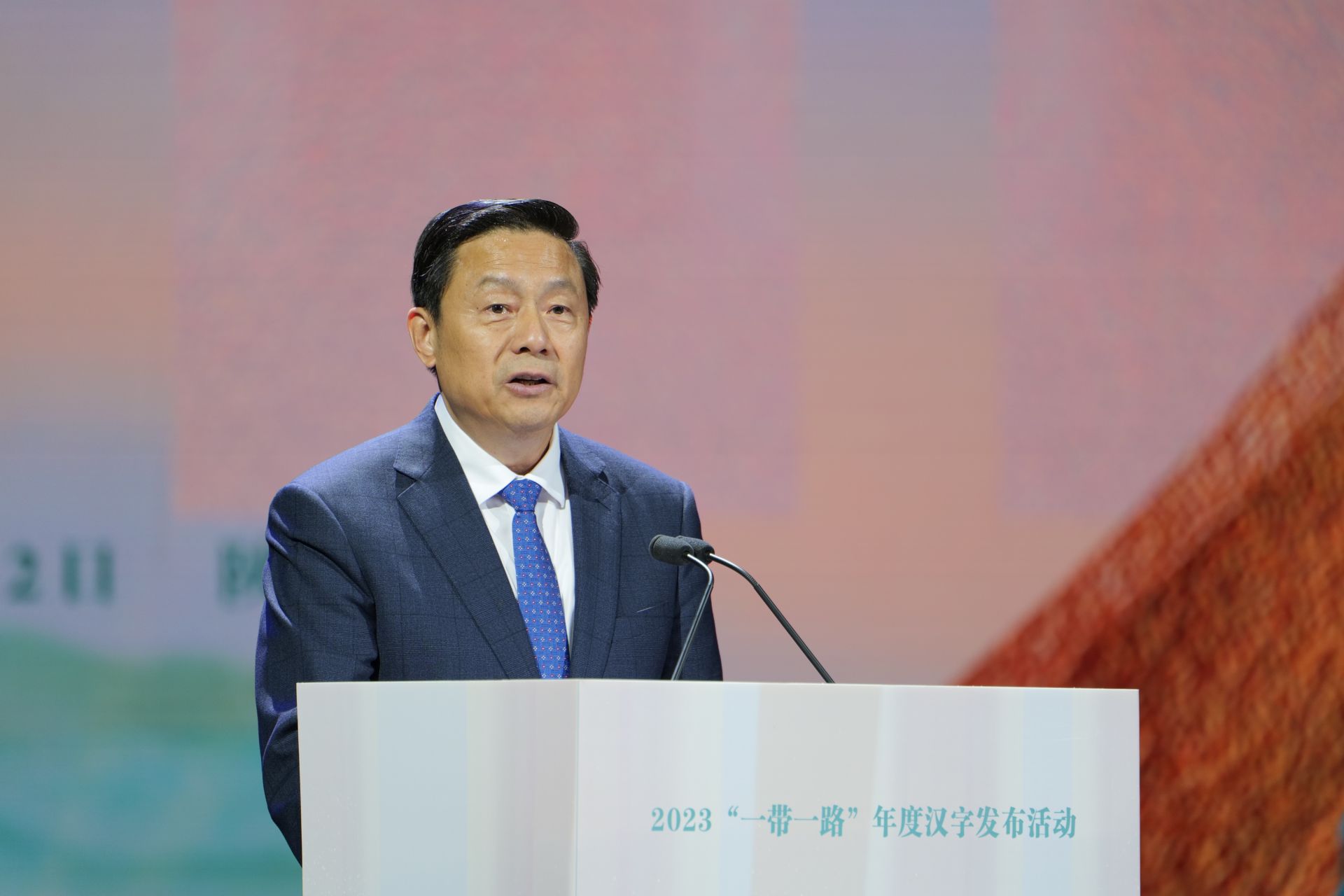 正在上传... 4e0f7b4522a7a3648fbb580d06b3033d.jpeg