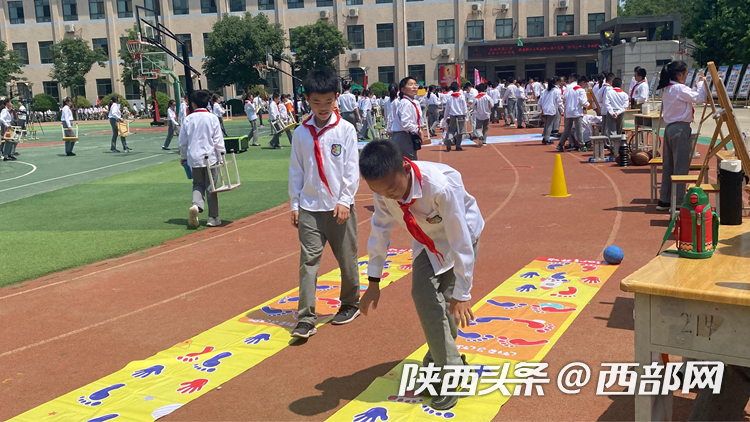 正在上传... 6a27c3871fc906a43d356750eddb6655.png