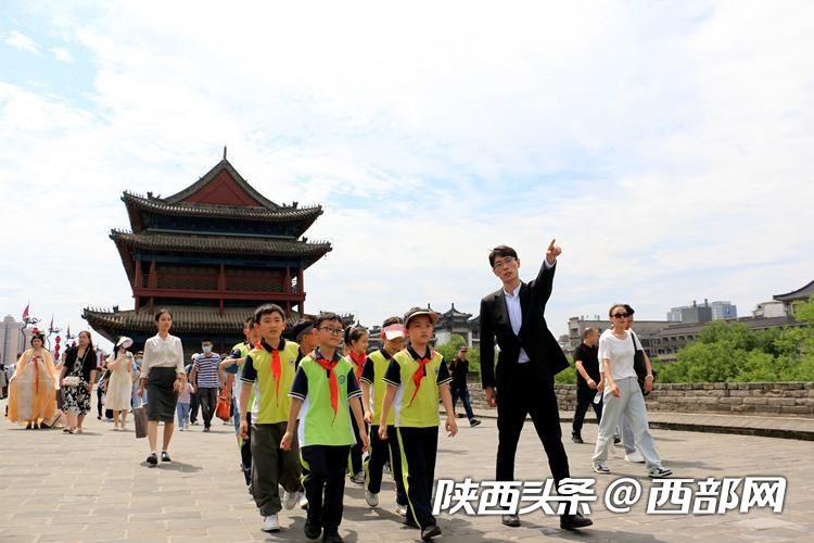 正在上传... f9393208a4c2c302accda80fdd53bf62.jpeg