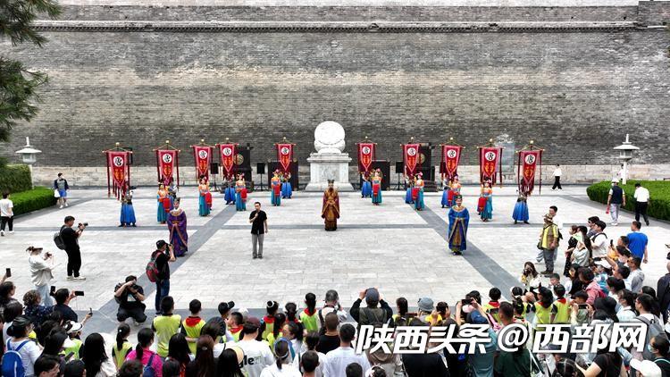 正在上传... b6d0048ed8334a94096f37f648061e07.jpeg