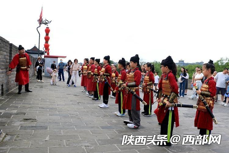 正在上传... bc57add9de2b75d2339d3ad9245b51d5.jpeg