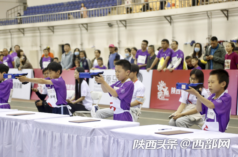 正在上传... 46f6c0805cabb40e3a85c6dbba788432.png