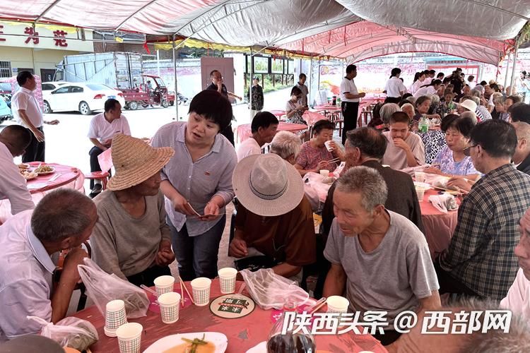 正在上传... f5c70426ad56f743f06e0a302337db6e.jpeg