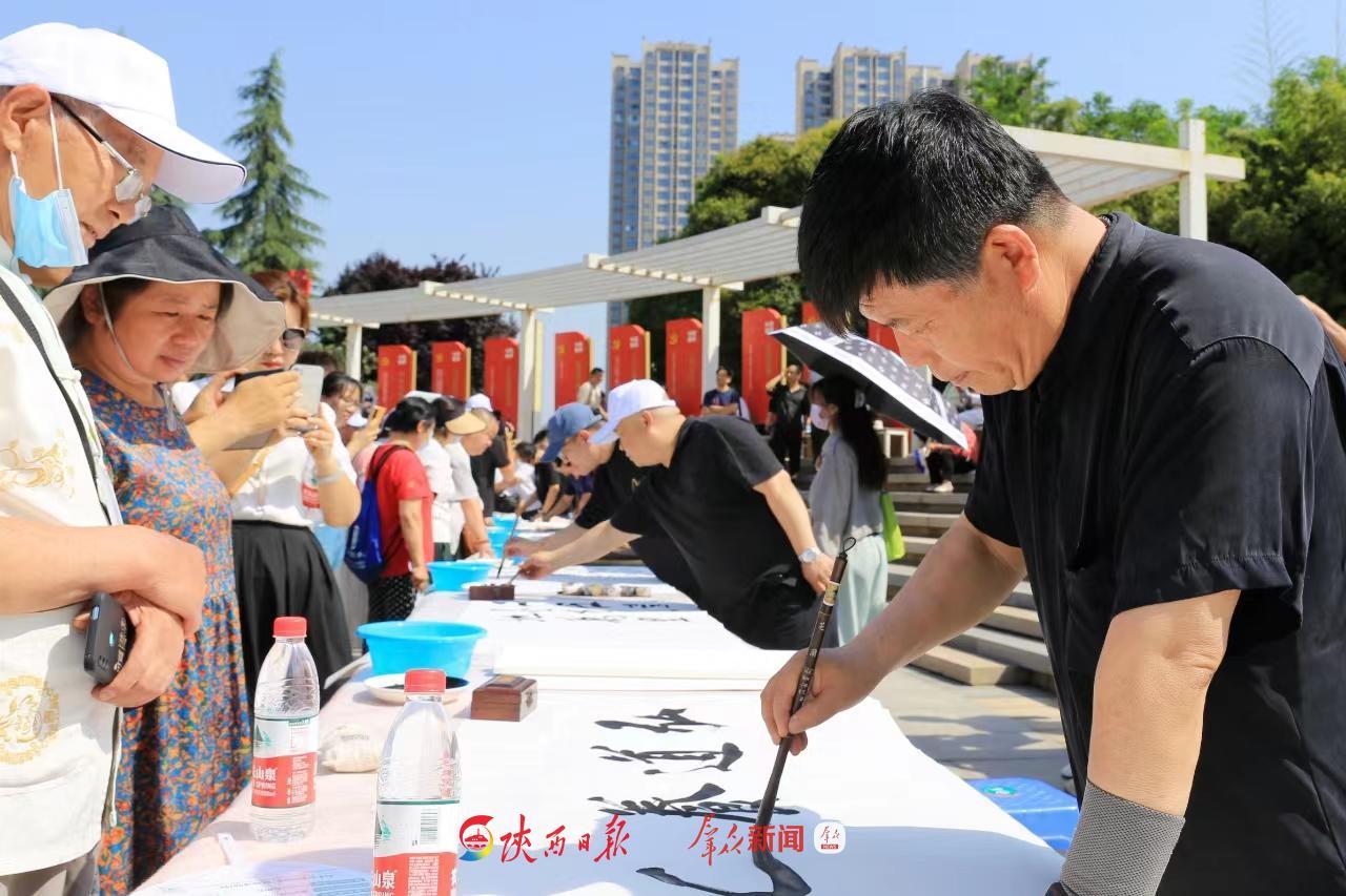 60a5fddb7153c159cad98d34dc03725.jpg 60a5fddb7153c159cad98d34dc03725.jpg