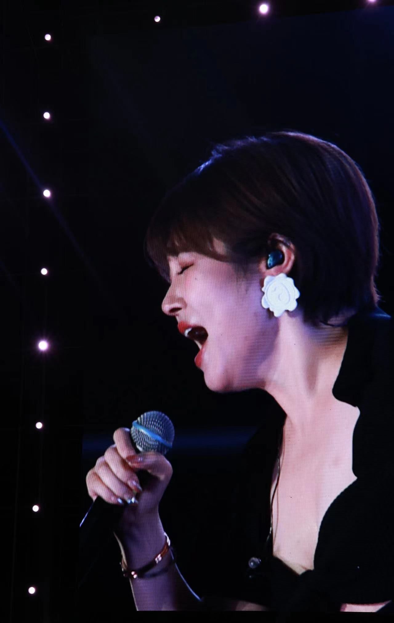 风从长城起 歌从陕北来 2023“清爽榆林”文化旅游季明星演唱会在榆林体育中心唱响(图5) 风从长城起 歌从陕北来 2023“清爽榆林”文化旅游季明星演唱会在榆林体育中心唱响(图5)