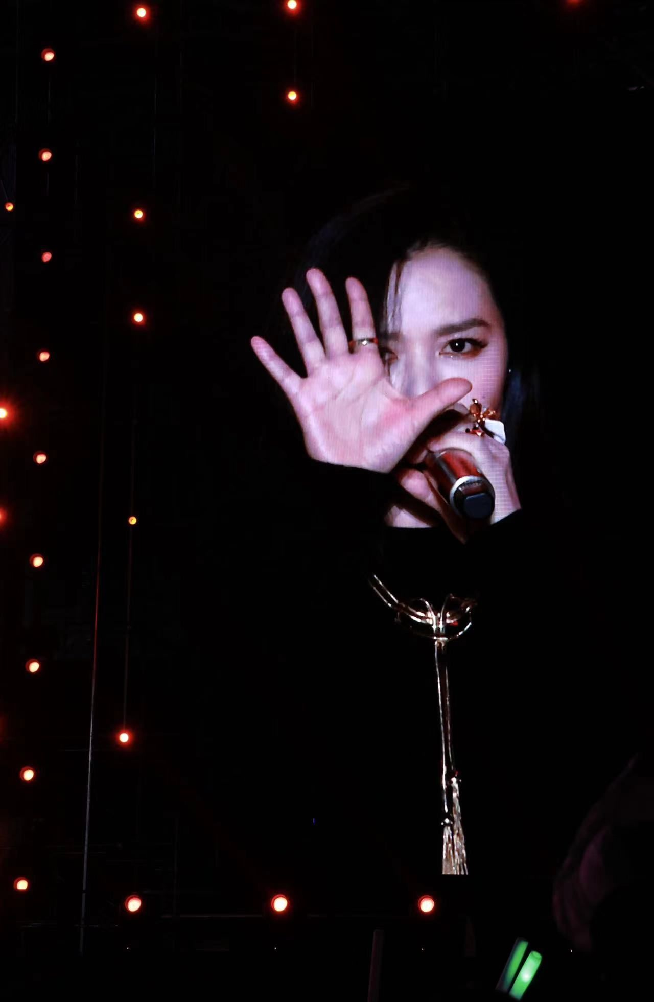 风从长城起 歌从陕北来 2023“清爽榆林”文化旅游季明星演唱会在榆林体育中心唱响(图4) 风从长城起 歌从陕北来 2023“清爽榆林”文化旅游季明星演唱会在榆林体育中心唱响(图4)