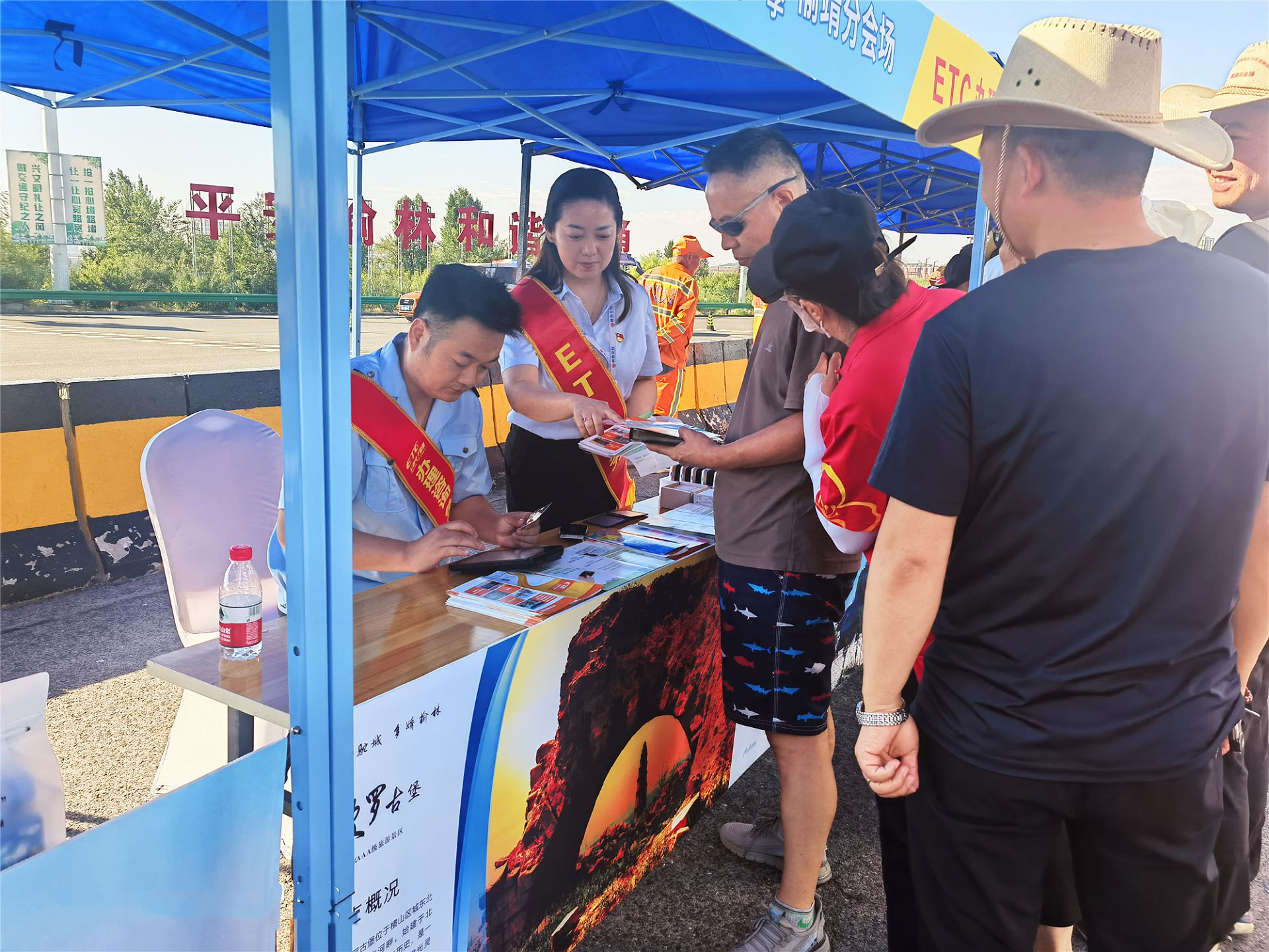 正在上传... 57f09450dd8fb6542d39366378ba1b9a.jpeg