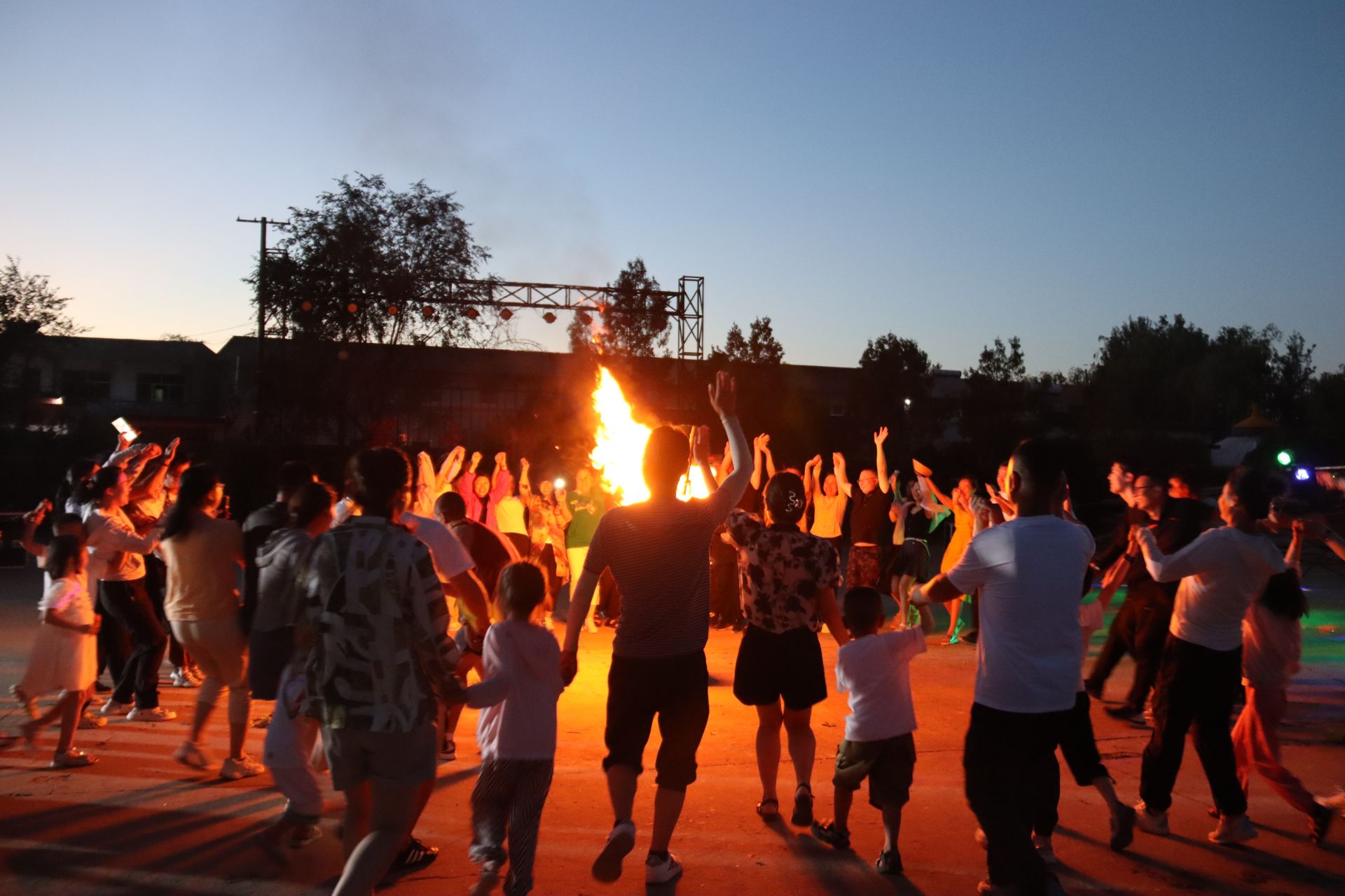 正在上传... 06b6b25b39f6c0cea7bf8fb55d58f176.jpeg