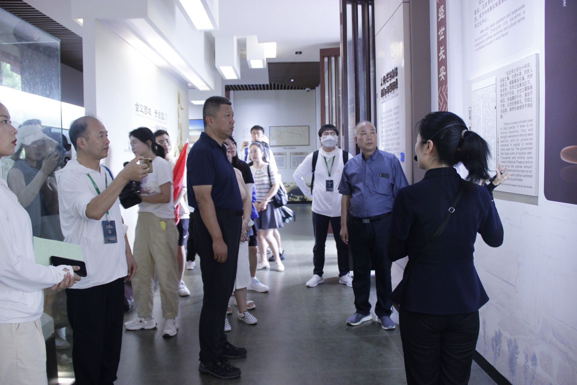 正在上传... bff715fde08bd3125897897596b7d537.jpeg