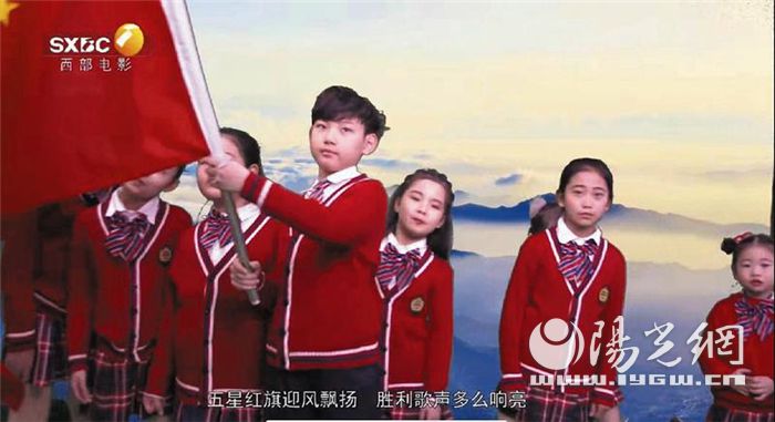 少年家国信首届春节联欢晚会今晚19:26在陕视八套播出(图6) 少年家国信首届春节联欢晚会今晚19:26在陕视八套播出(图6)