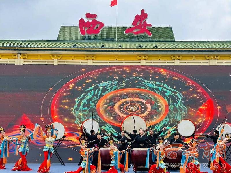 西安-商洛城际列车开通信息发布会暨“玩转商洛”新能源共享汽车投用发车仪式隆重举行(图6) \