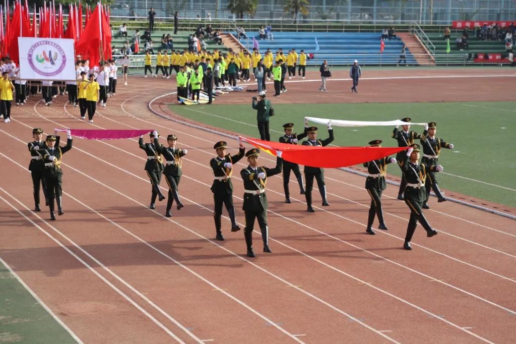 西安理工大学第四十四届校园体育运动会圆满举办(图2) 西安理工大学第四十四届校园体育运动会圆满举办(图2)