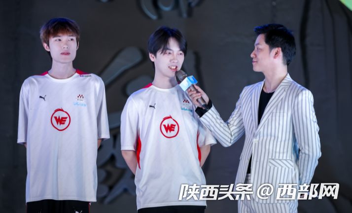 正在上传... b582866436b55e4a1d486b113286e434.png