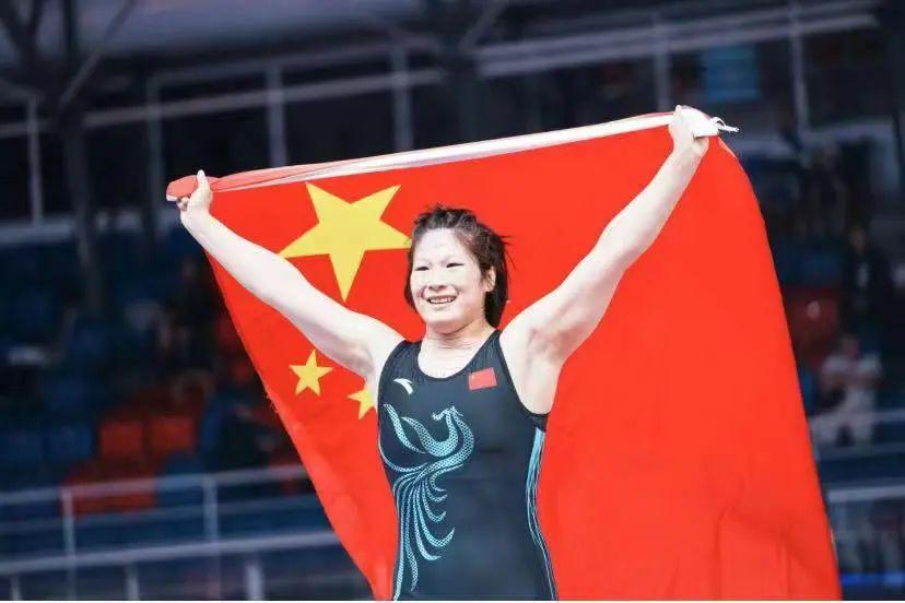 陕西女子摔跤运动员在亚洲U23摔跤锦标赛夺冠(图1)