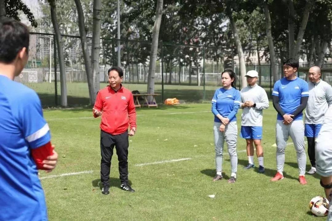 亚足联中国足协A级教练员培训班在陕西举办(图1) 亚足联中国足协A级教练员培训班在陕西举办(图1)