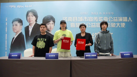 正在上传... ac8424578d8dcc91b02b8d3deedcc139.png