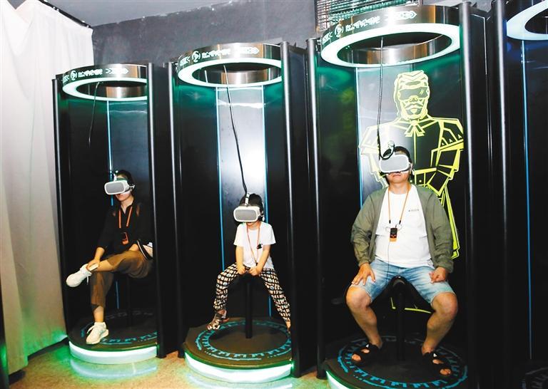 静态远观切换到动态沉浸式体验 VR影院让地下秦俑“活”起来(图2) afd66d58e674b8ec223c882b132266e0.jpeg