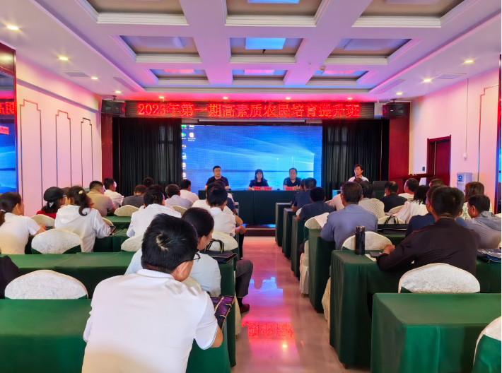 正在上传... e25861648502389ed71f61026c948b32.png