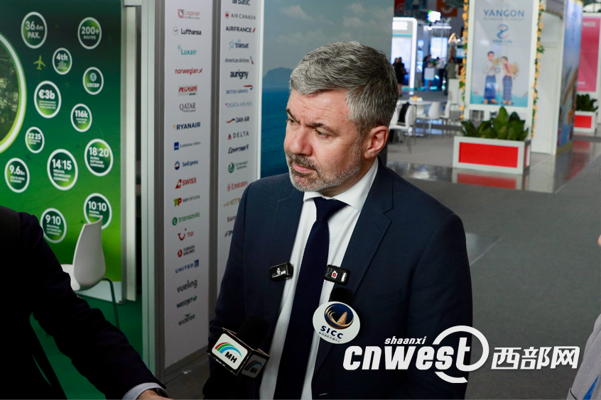 正在上传... 1d4e2eeb0e547fdde50ab9aa0c25e2b2.png