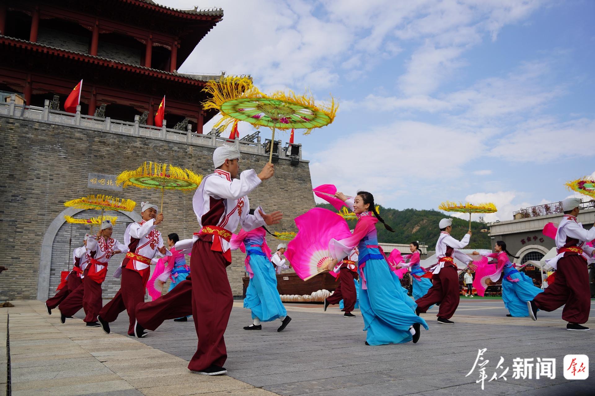 月满三秦消费旺 陕西中秋文旅市场热力全开(图2) 月满三秦消费旺 陕西中秋文旅市场热力全开(图2)