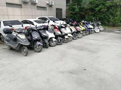 一天内在同一小区连盗3辆！汉中男子疯狂盗窃电动车(图1)